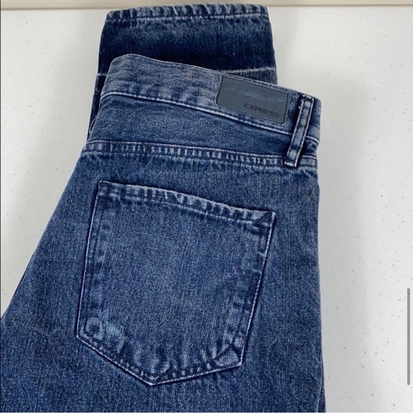 Express 100% Cotton Distressed Faded Ankle Length Jeans - Picture 4 of 5